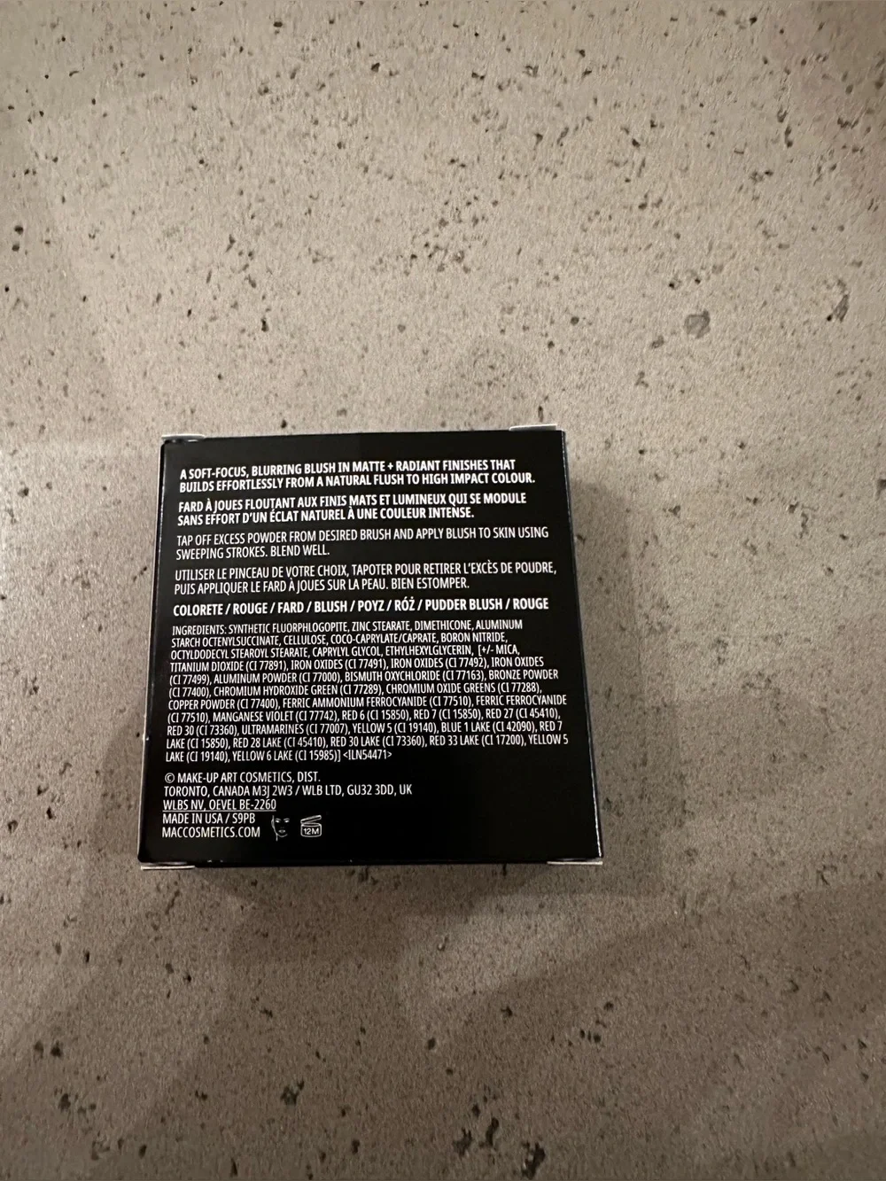 MAC Cosmetics Skinfinish Colourstruck Blush - Black Packaging